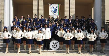 Corpo Bandistico e Majorettes "Citt� di Petriolo"
